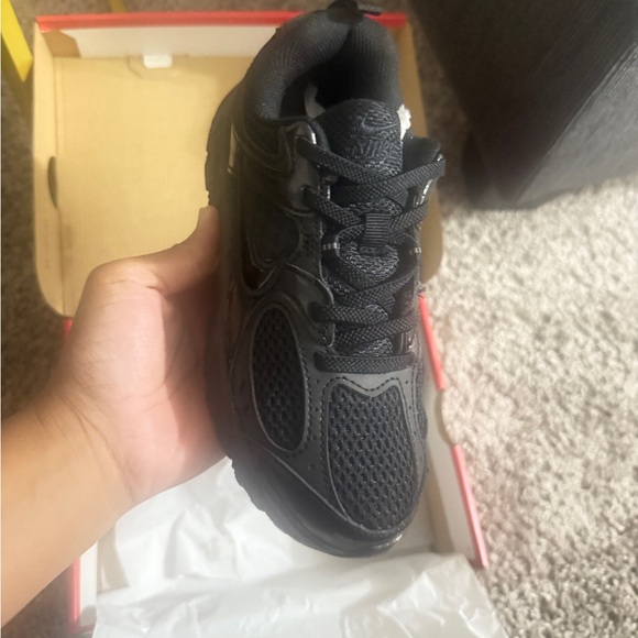 SOLD‼️ - Picture 2 of 7